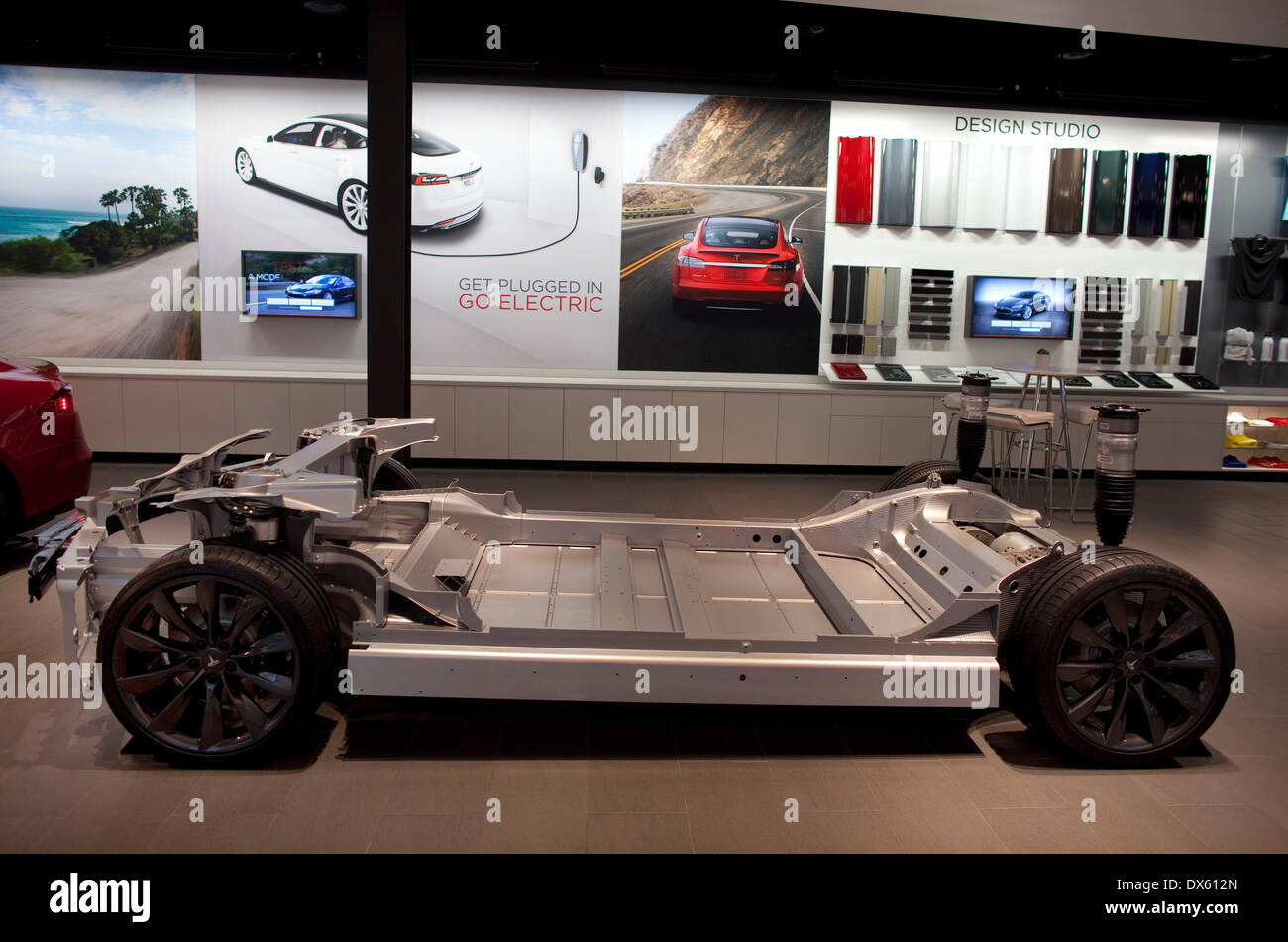 Tesla chassis hi-res stock photography and images - Alamy