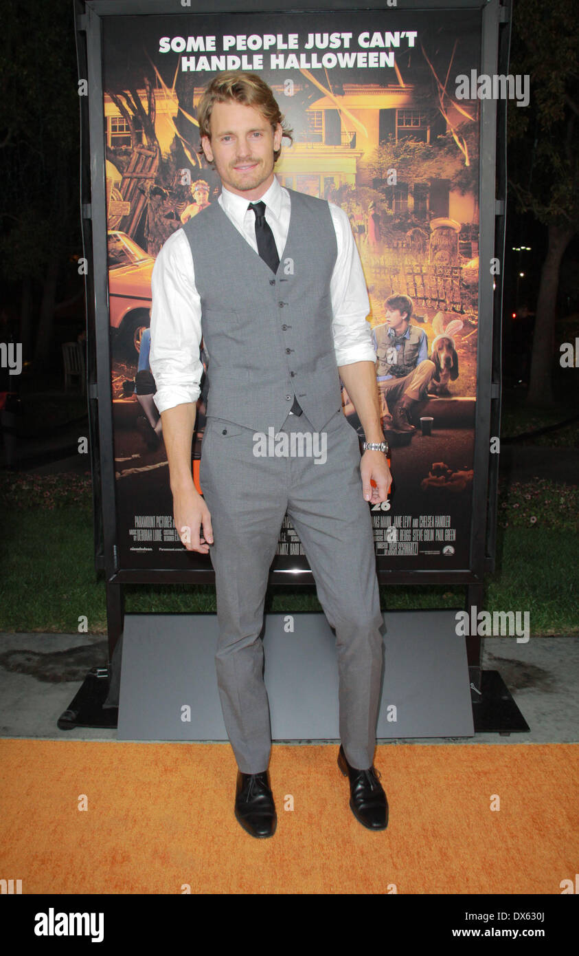 Josh Pence The premiere of Paramount Pictures' 'Fun Size' at Paramount Theater - Arrivals Hollywood, California - 25.10.12 Feat Stock Photo