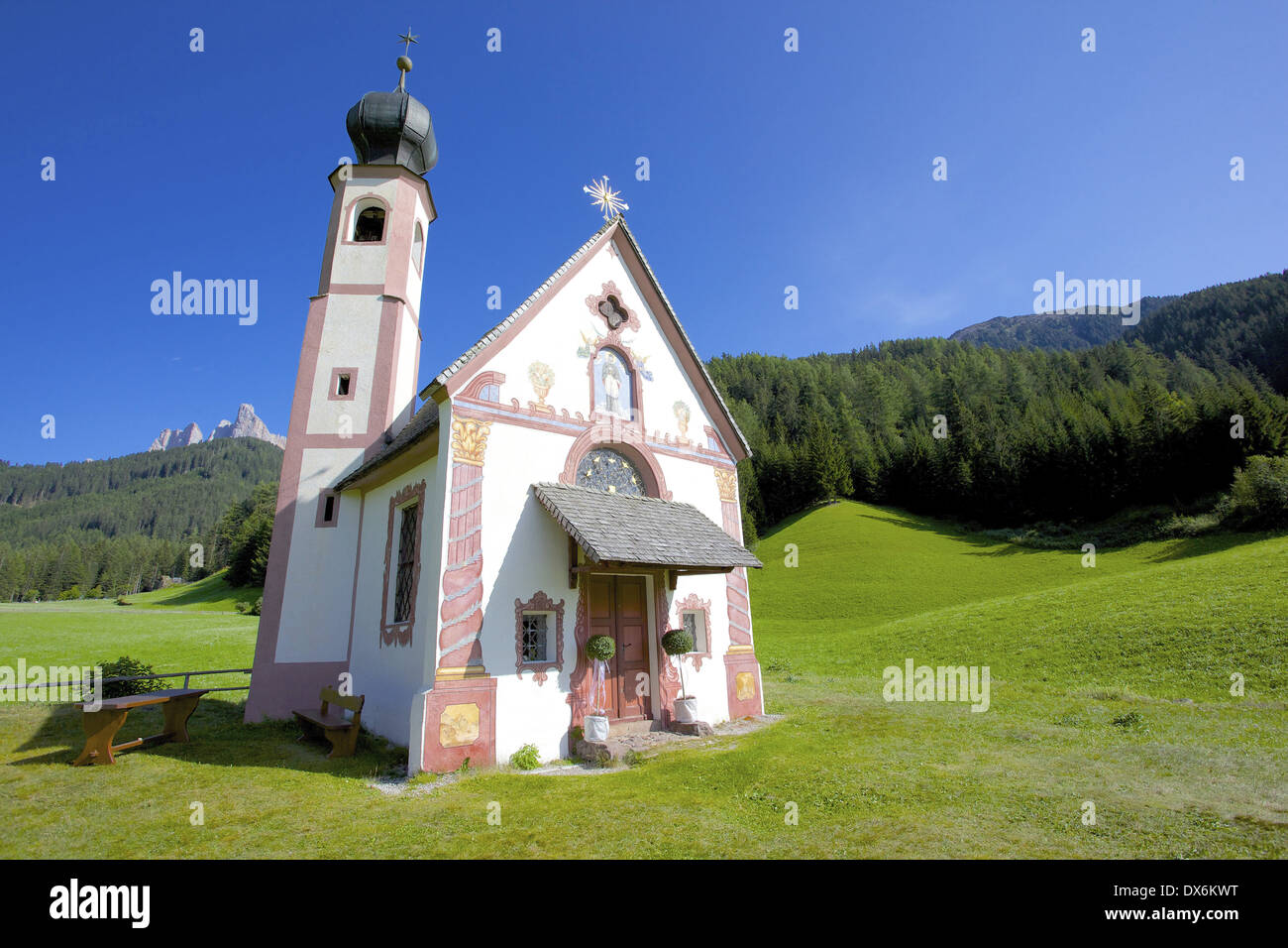 Europe, Italy, Italian Dolomites, Bolzano Province, Val di Funes