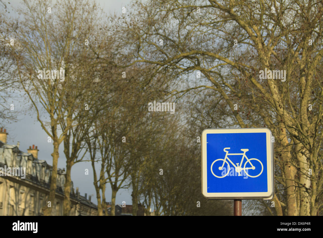Bicycle road sign along Avenue de Paris leading to main entrance to