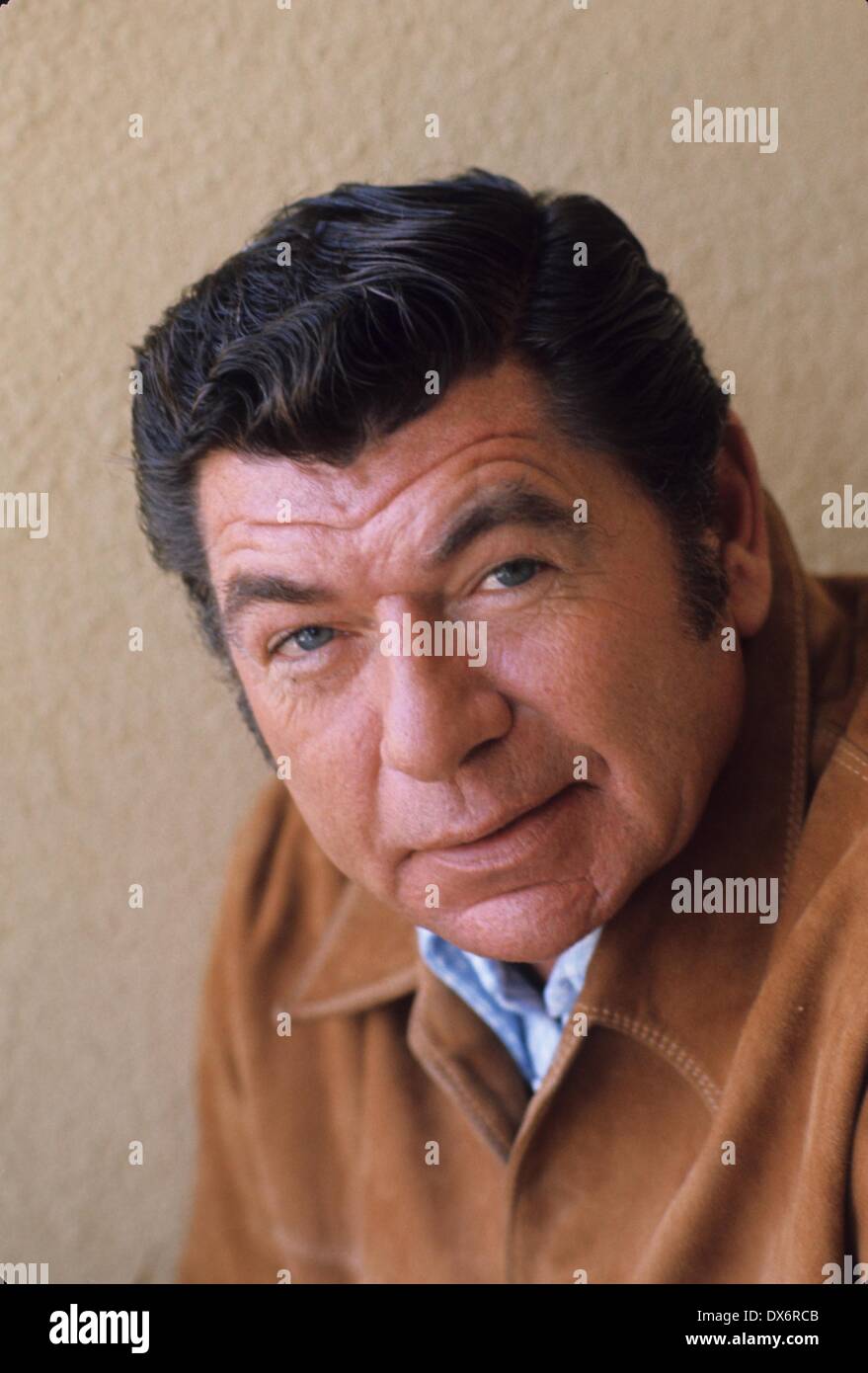 Claude akins hi res stock photography and images Alamy