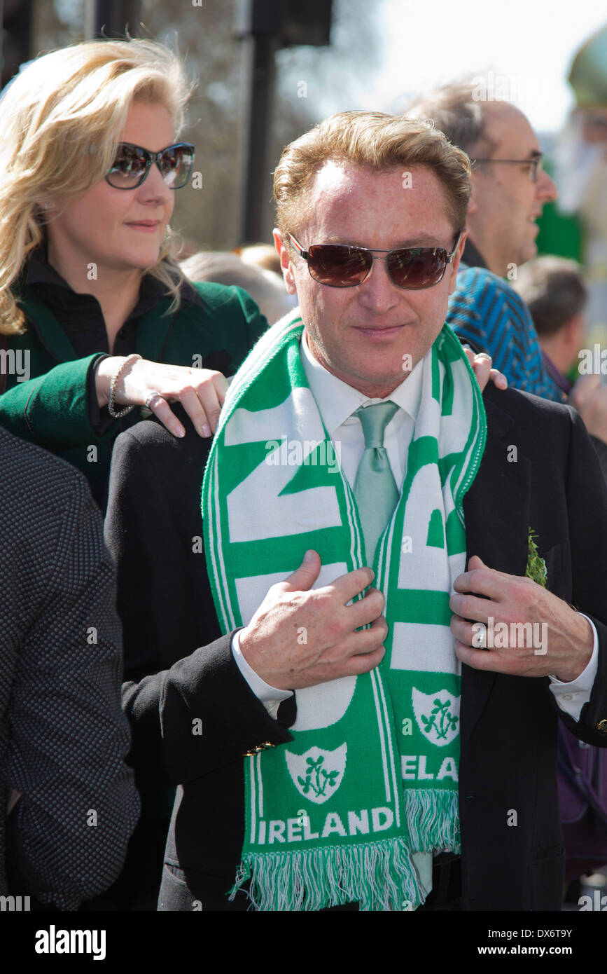 Irish-American Dance-Star Michael Flatley with his wife Niamh O'Brien. St Patrick's Day Parade in Central London. Stock Photo