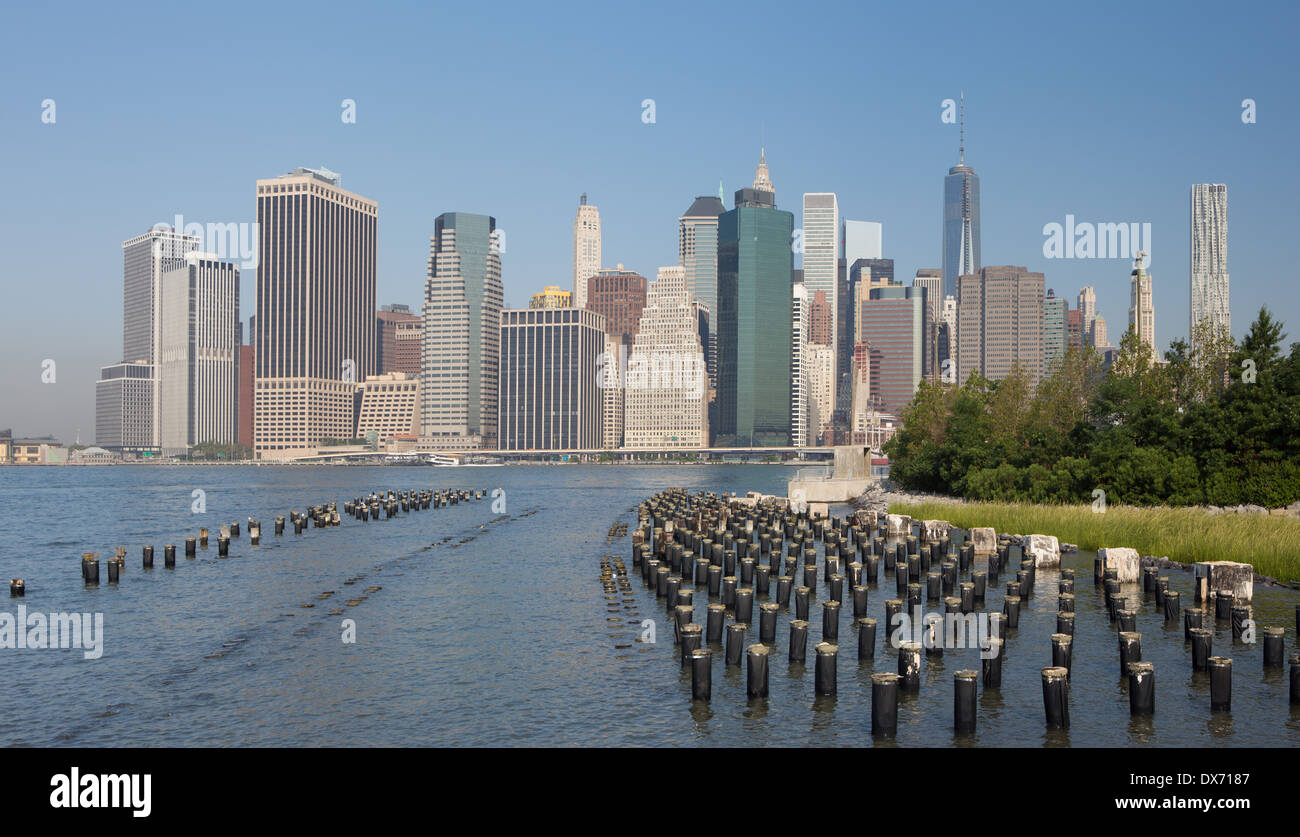 Downtown Manhattan Skyline from the Brooklyn Bridge Park, Brooklyn, NY, USA Stock Photo
