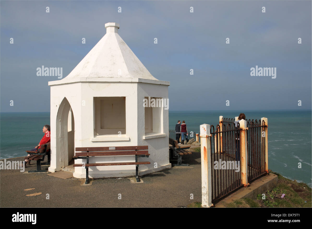 Shelter and viewpoint, Little Fistral Headland, Newquay, Cornwall, England, Great Britain, United Kingdom, UK, Europe Stock Photo
