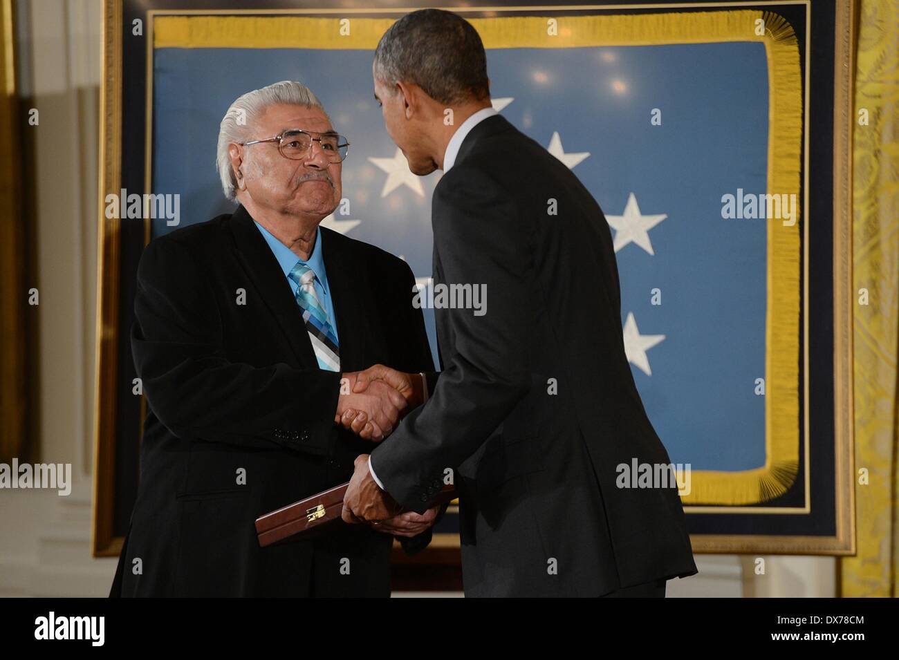 Joe r hi-res stock photography and images - Alamy, image size:1300x955