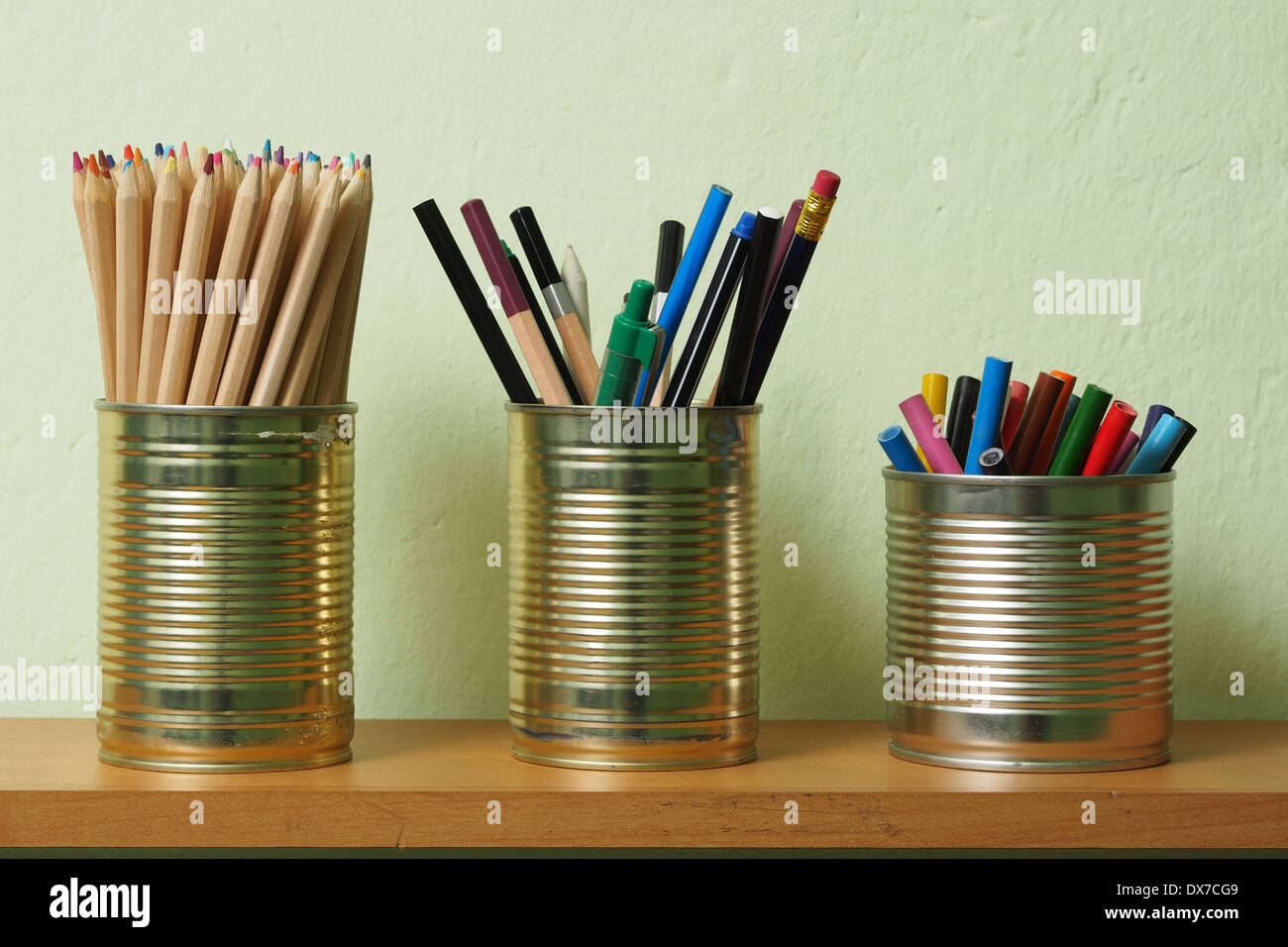 Upcycling, Writing Accessories in Tin Can Stock Photo