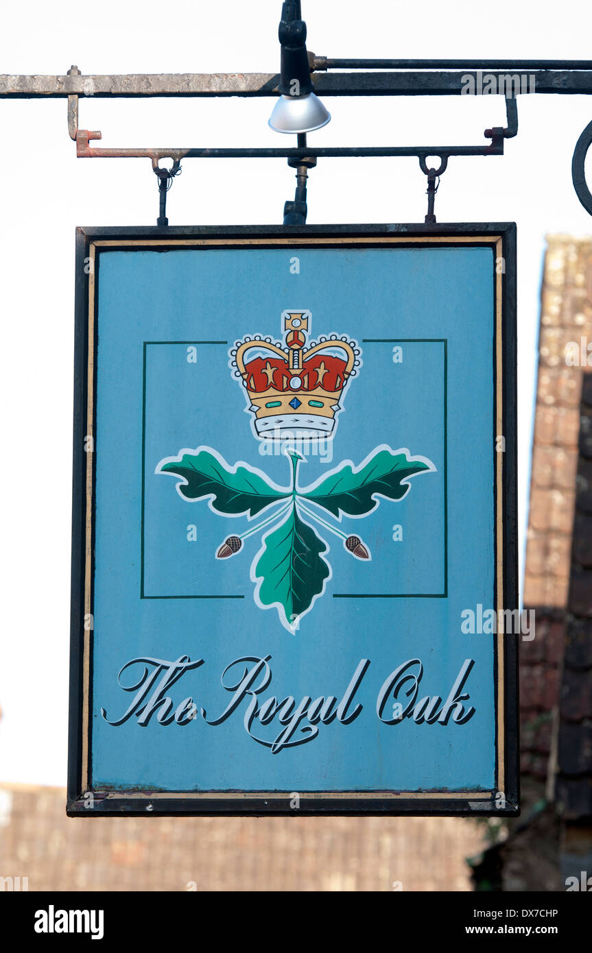 The Royal Oak pub sign, Chipping Sodbury, Gloucestershire, England, UK Stock Photo