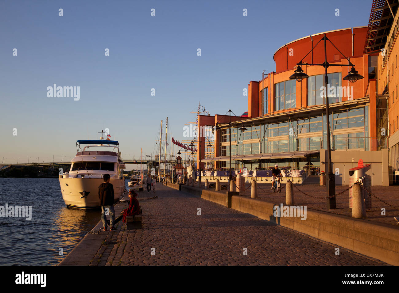 The Göteborg Opera is an opera house in Gothenburg, Sweden Stock Photo ...