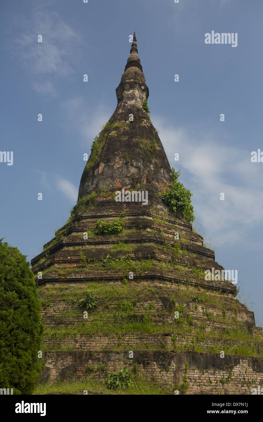 That Dam Stupa in Vientiane, Laos Stock Photo - Alamy