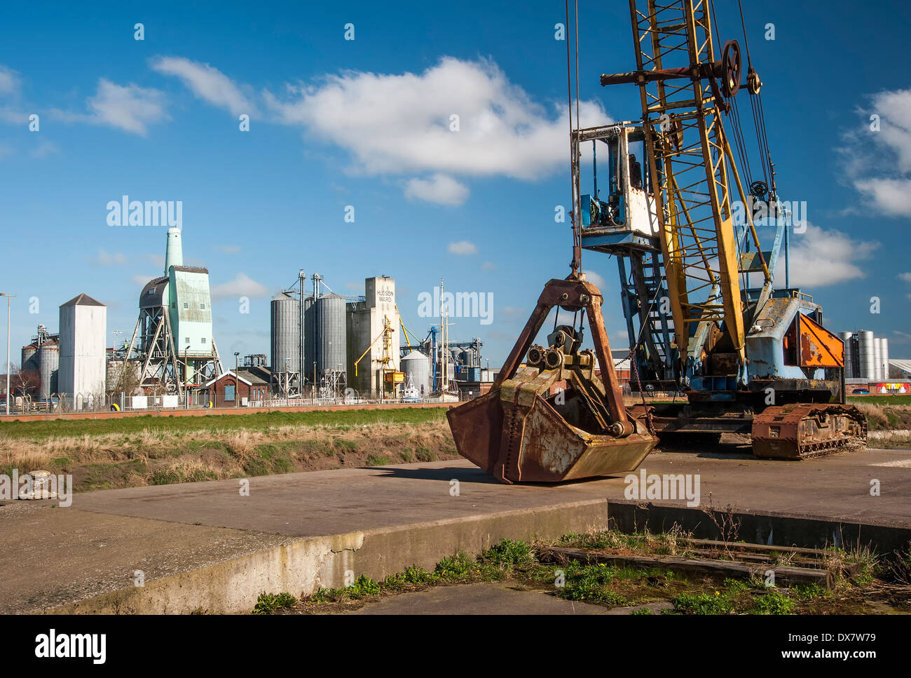 Crane along the riverside at the docks in Goole, Humberside Stock Photo