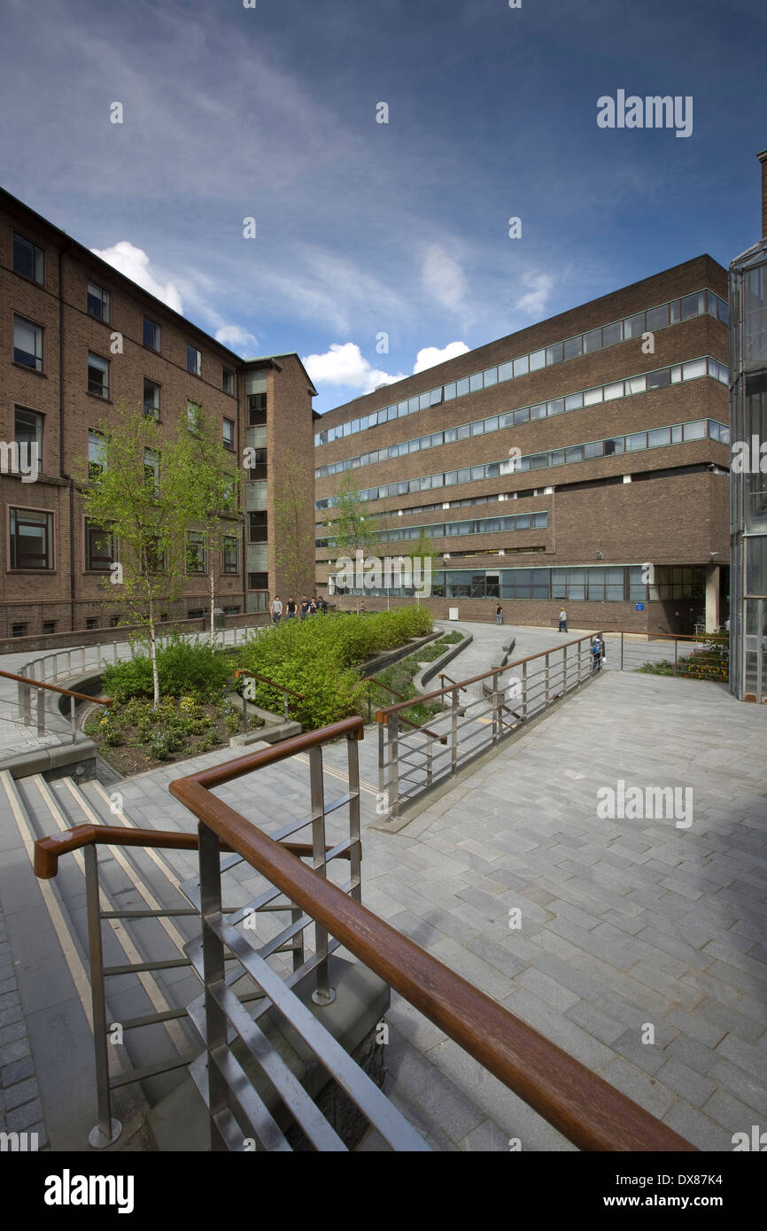 External landscaping at Newcastle University - Percy Quadrangle Stock Photo