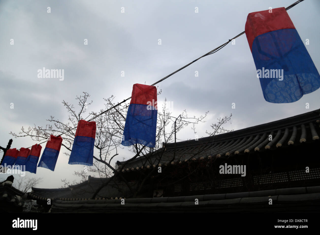 Korean traditional Hanok village in Seoul, South Korea Stock Photo - Alamy