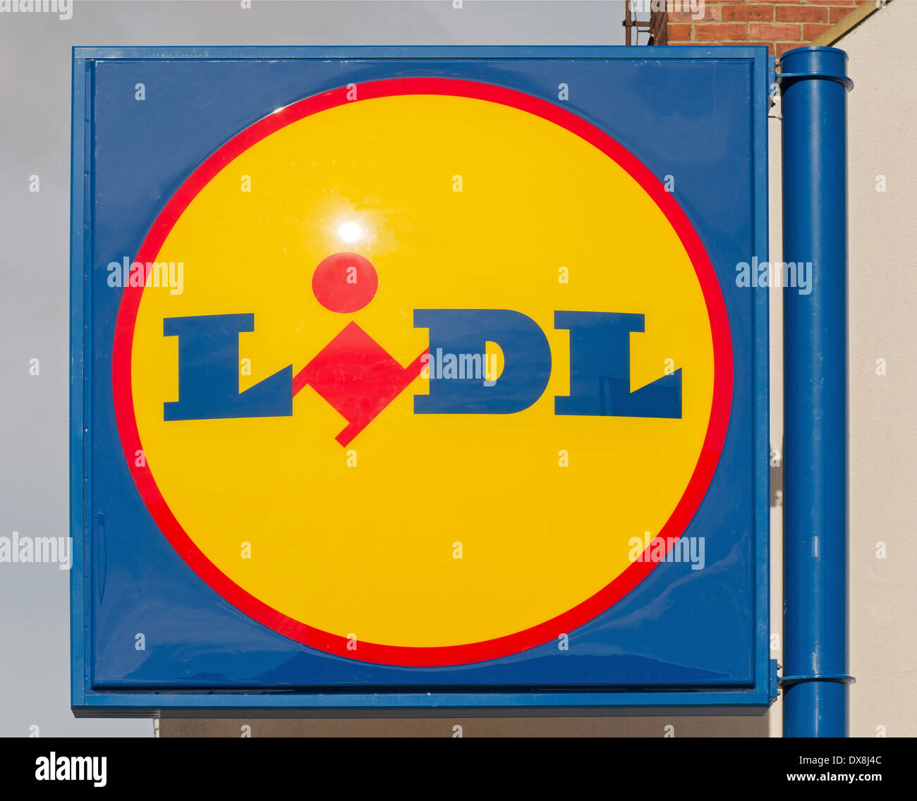 Uk Discounter Logos LIDL discount supermarket sign north east England UK Stock Photo - Alamy