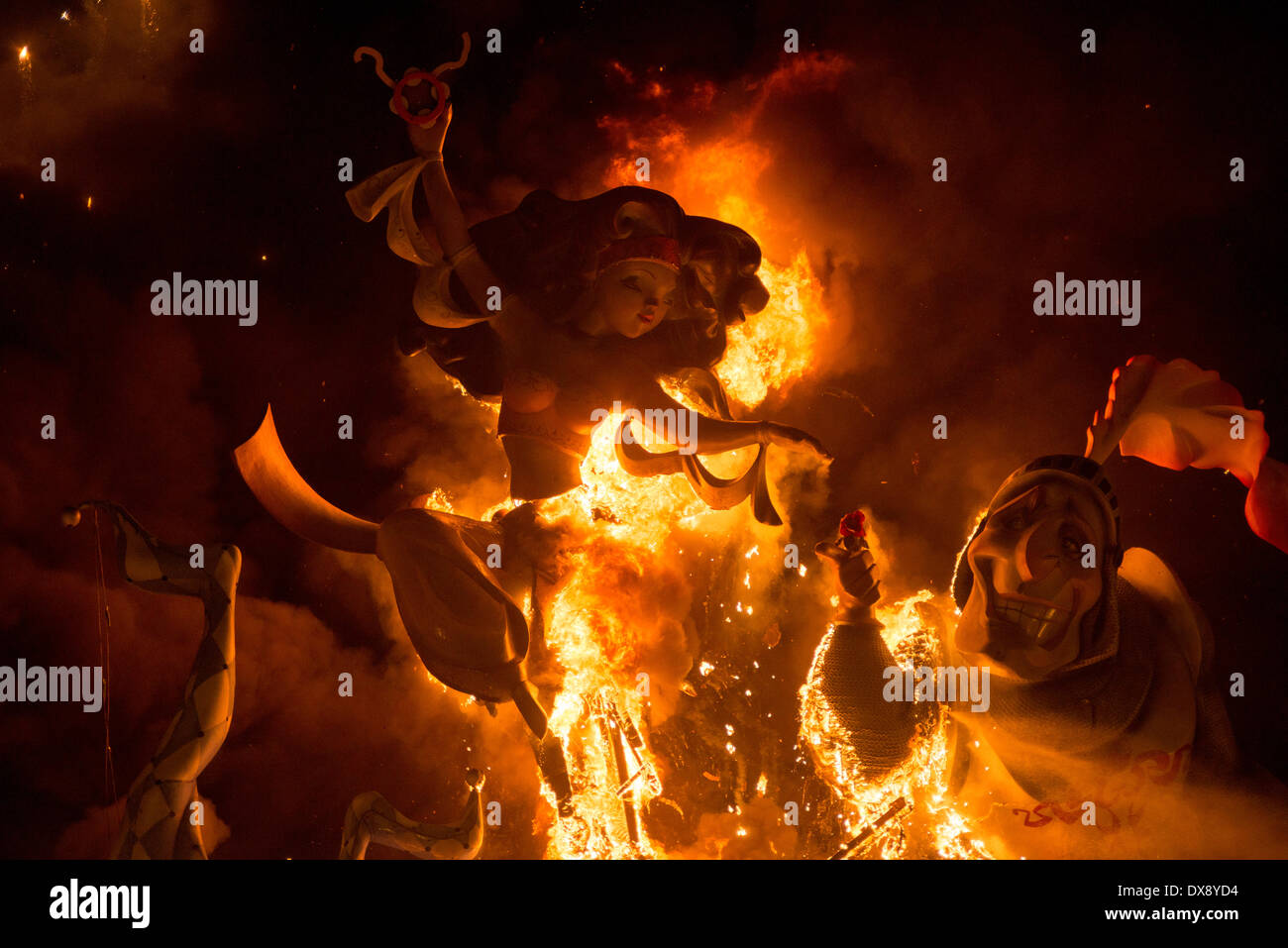 Valencia, Spain. 20th March 2014. Burning of the Fallas monument. Credit:  Salva Garrigues/Alamy Live News Stock Photo
