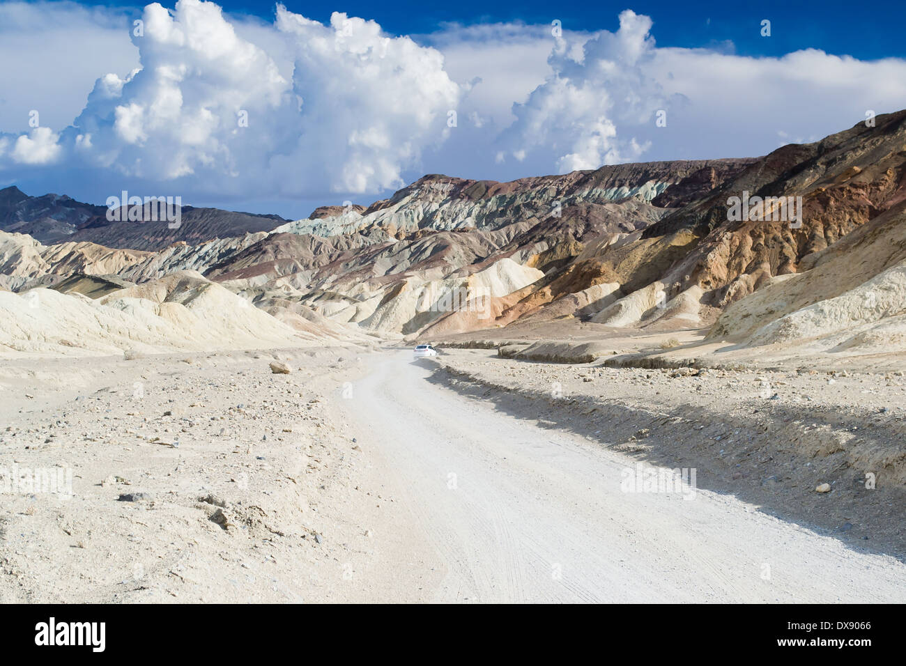 Desert valley view hi-res stock photography and images - Alamy