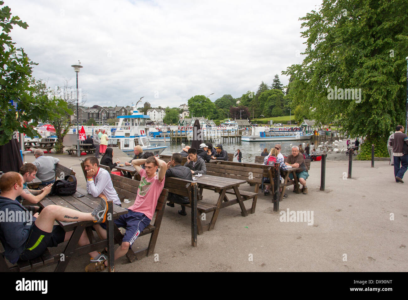 Outdoor cafe seating Bowness Bay on Lake Windermere Stock Photo Alamy