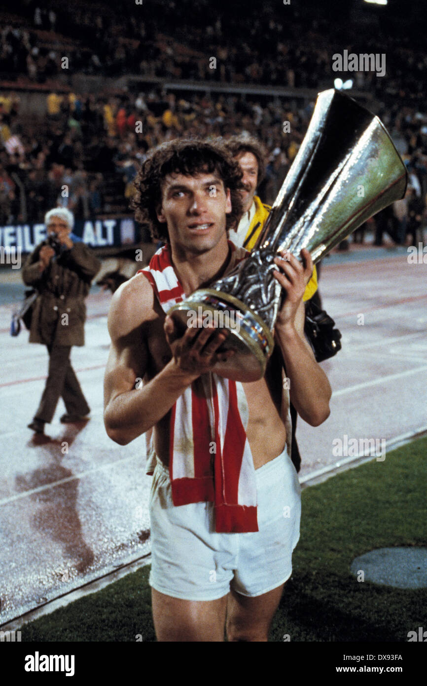 football, UEFA Cup, Europa League, 1978/1979, final, second leg, Rhine  Stadium in Duesseldorf, Borussia Moenchengladbach versus Red Star Belgrade  1:0, cup winner Gladbach, presentation of the UEFA Cup, Frank Schaeffer  Stock Photo - Alamy