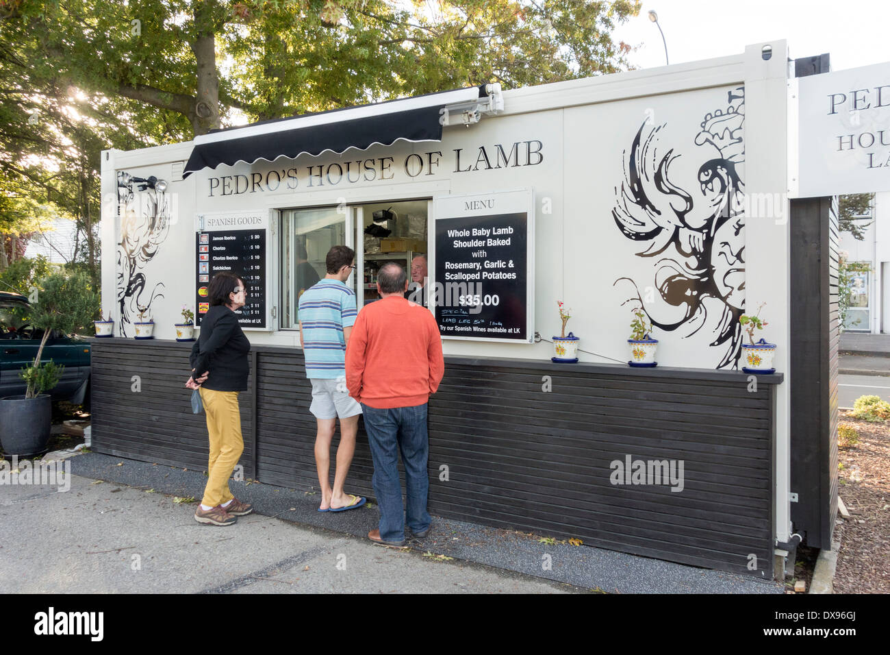 Pedro's House Of Lamb Christchurch. Container food truck takeway serving New Zealand lamb. Number 1 restaurant on Tripadvisor. Stock Photo