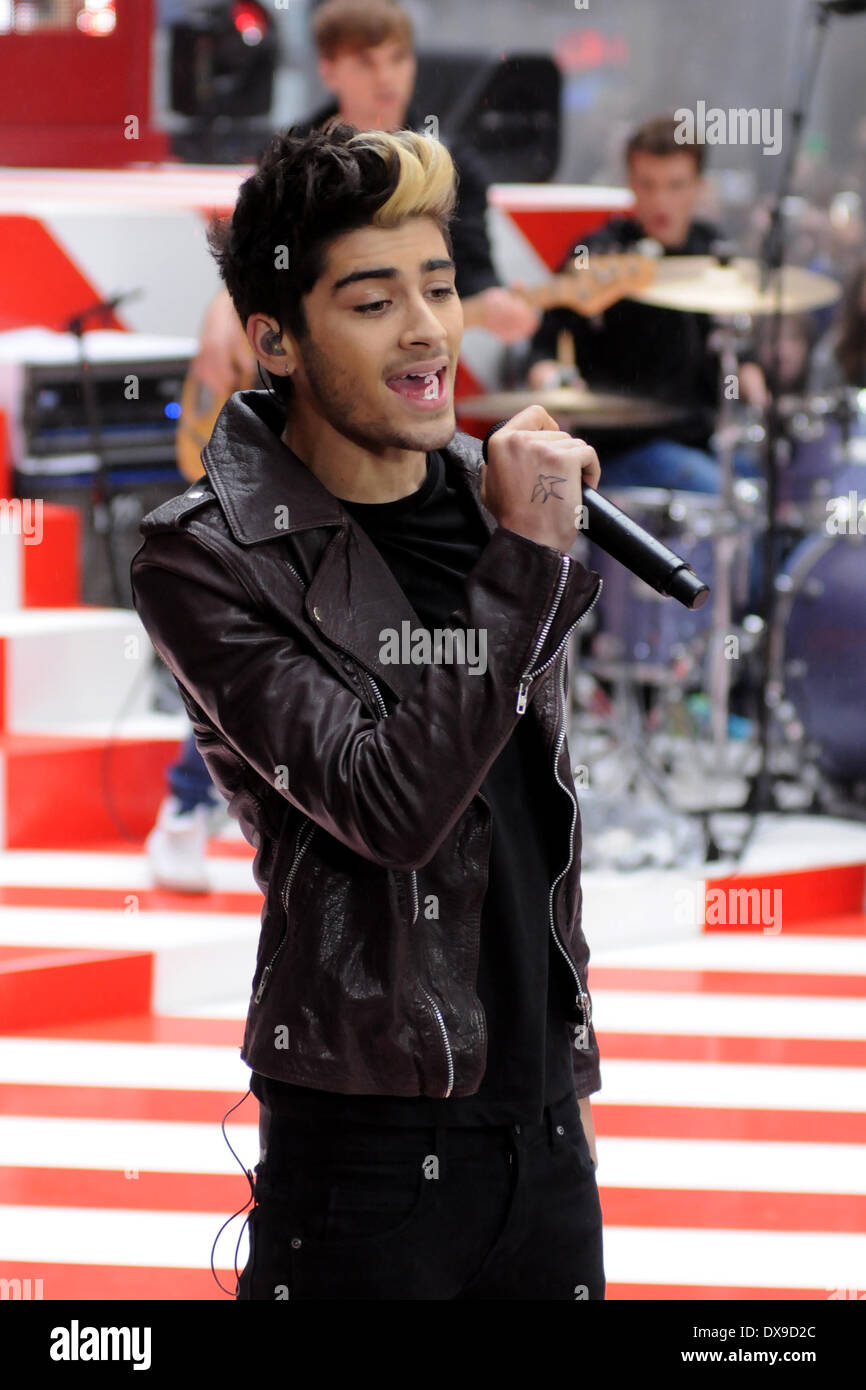 Zayn Malik One Direction Performing Live On The Today Show In New York City Featuring Zayn 