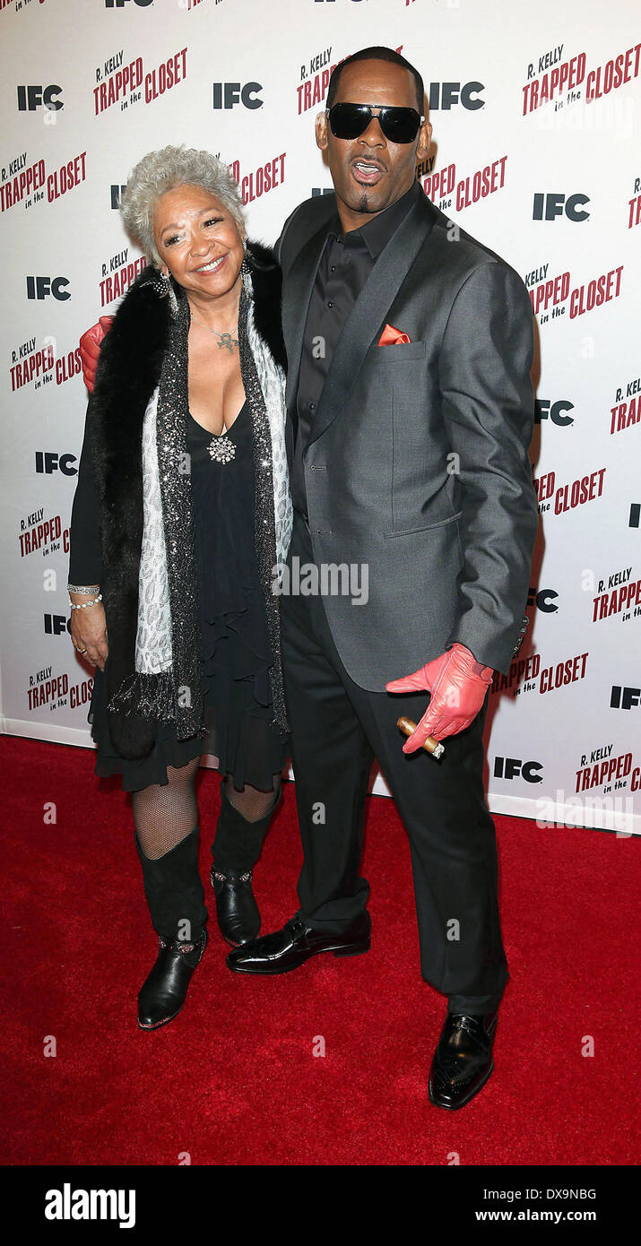Ladonna Tittle R Kelly At The Screening Of Trapped In The