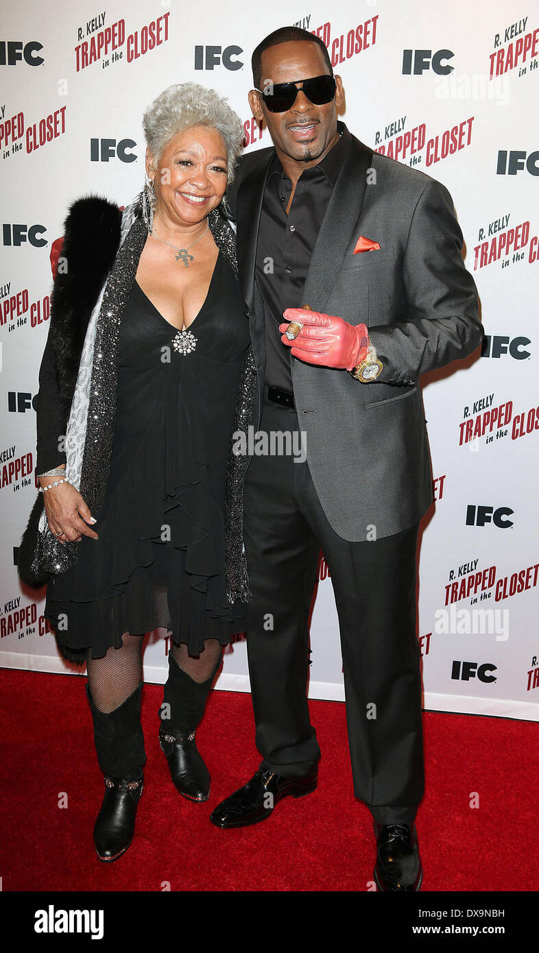 Ladonna Tittle R Kelly At The Screening Of Trapped In The