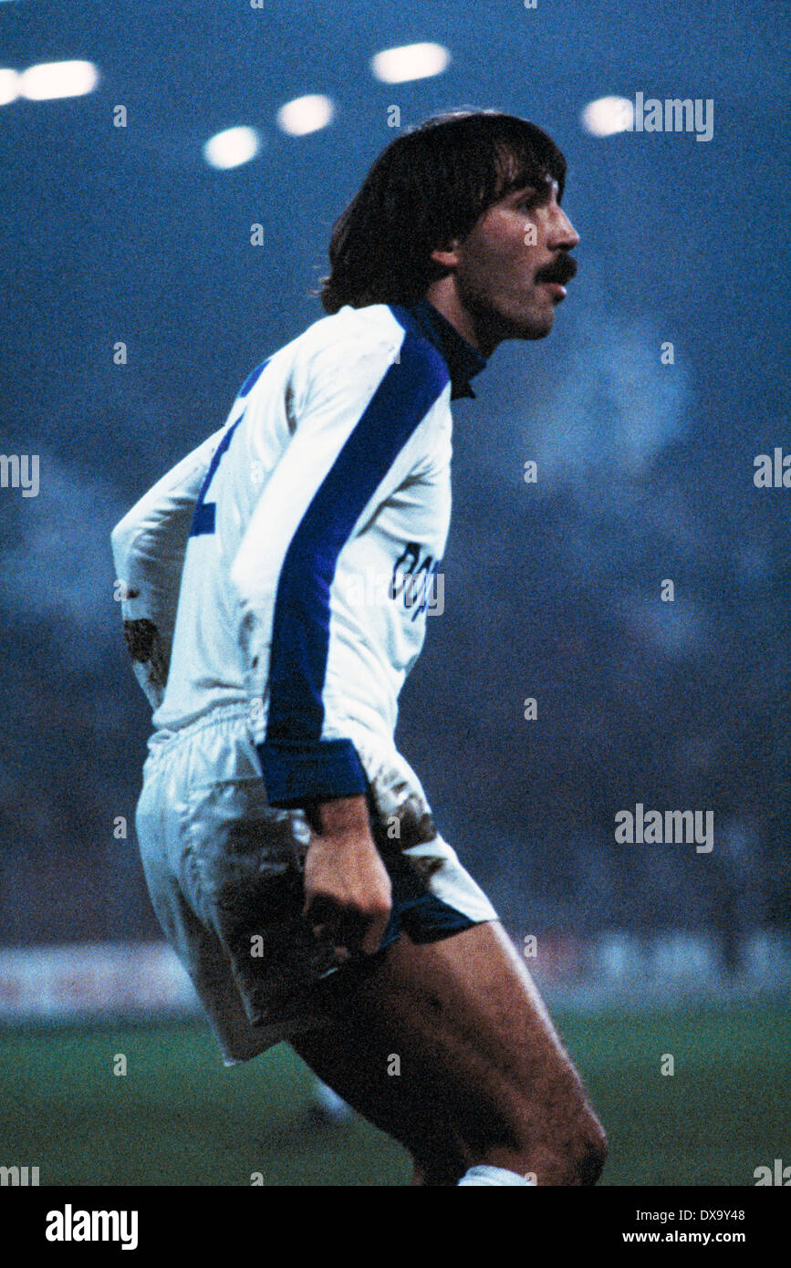 Yannick Deichmann of TSV 1860 Muenchen controls the ball during the News  Photo - Getty Images