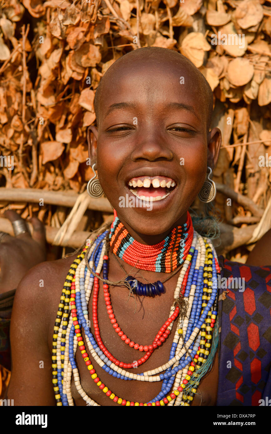 girl of the Arbore tribe in the Lower Omo Valley of Ethiopia Stock ...