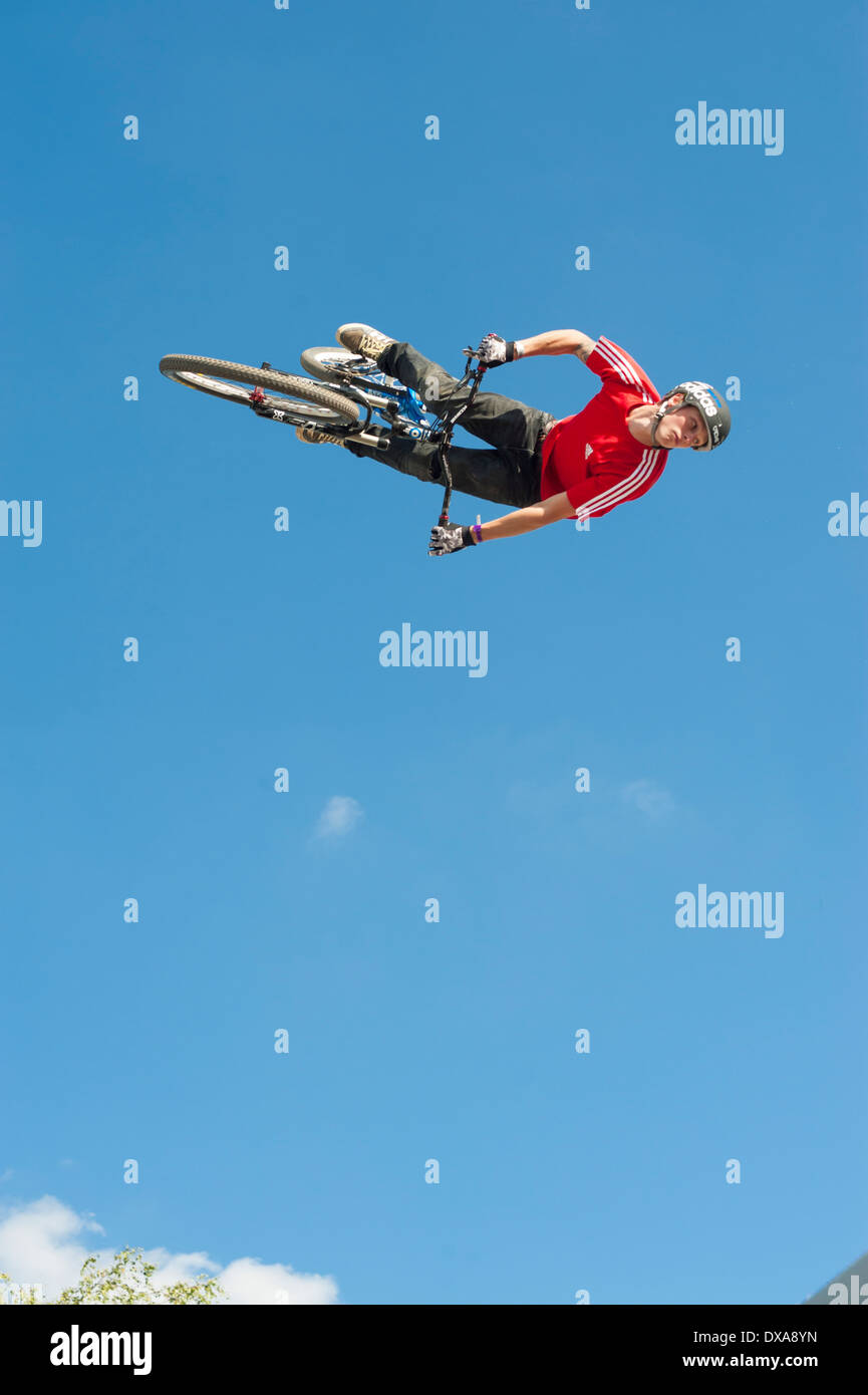 Freestyle mountainbike (MTB) professional Tobias Wrobel (GER) shows