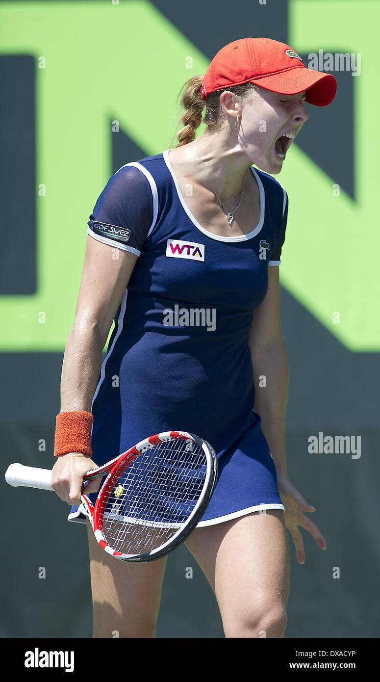 Key Biscayne, Florida, USA. 21st Mar, 2014. Key Biscayne - March 20: ALIZE CORNET (FRA) is all fired up during he match with Andrea Petkovic (GER). Cornet won their second round match 62, 76, 64 at the 2014 Sony Open Tennis tournament. (Photos by Andrew Patron) Credit:  Andrew Patron/ZUMAPRESS.com/Alamy Live News Stock Photo