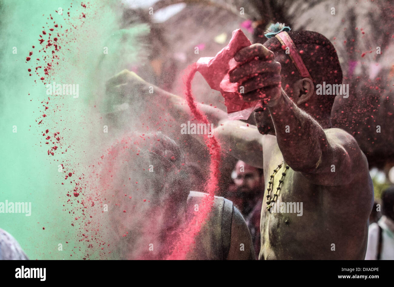lost paradise bahrain holi