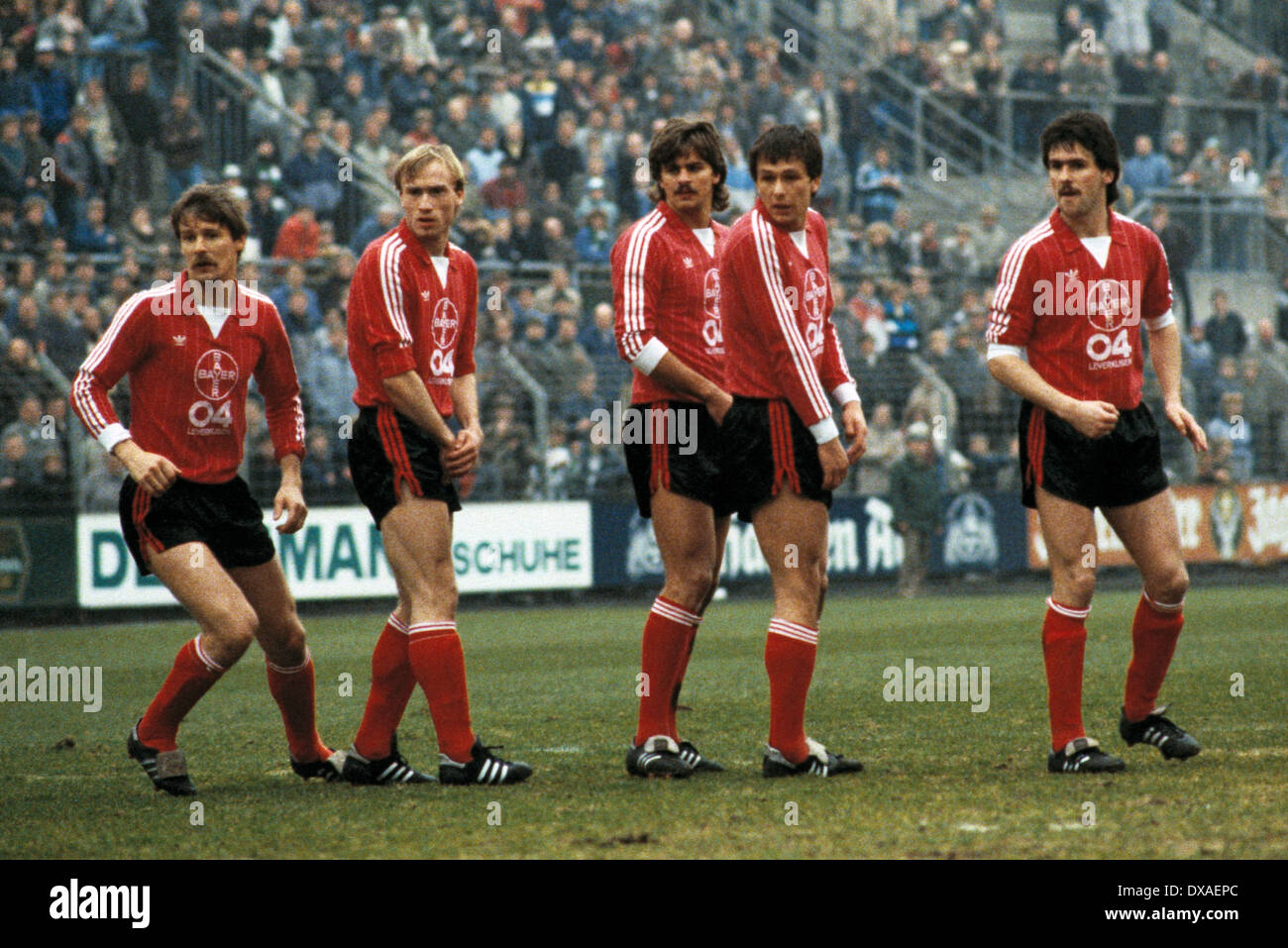 football, Bundesliga, 1984/1985, Stadium am Boekelberg, Borussia  Moenchengladbach versus Bayer 04 Leverkusen 1:1, scene