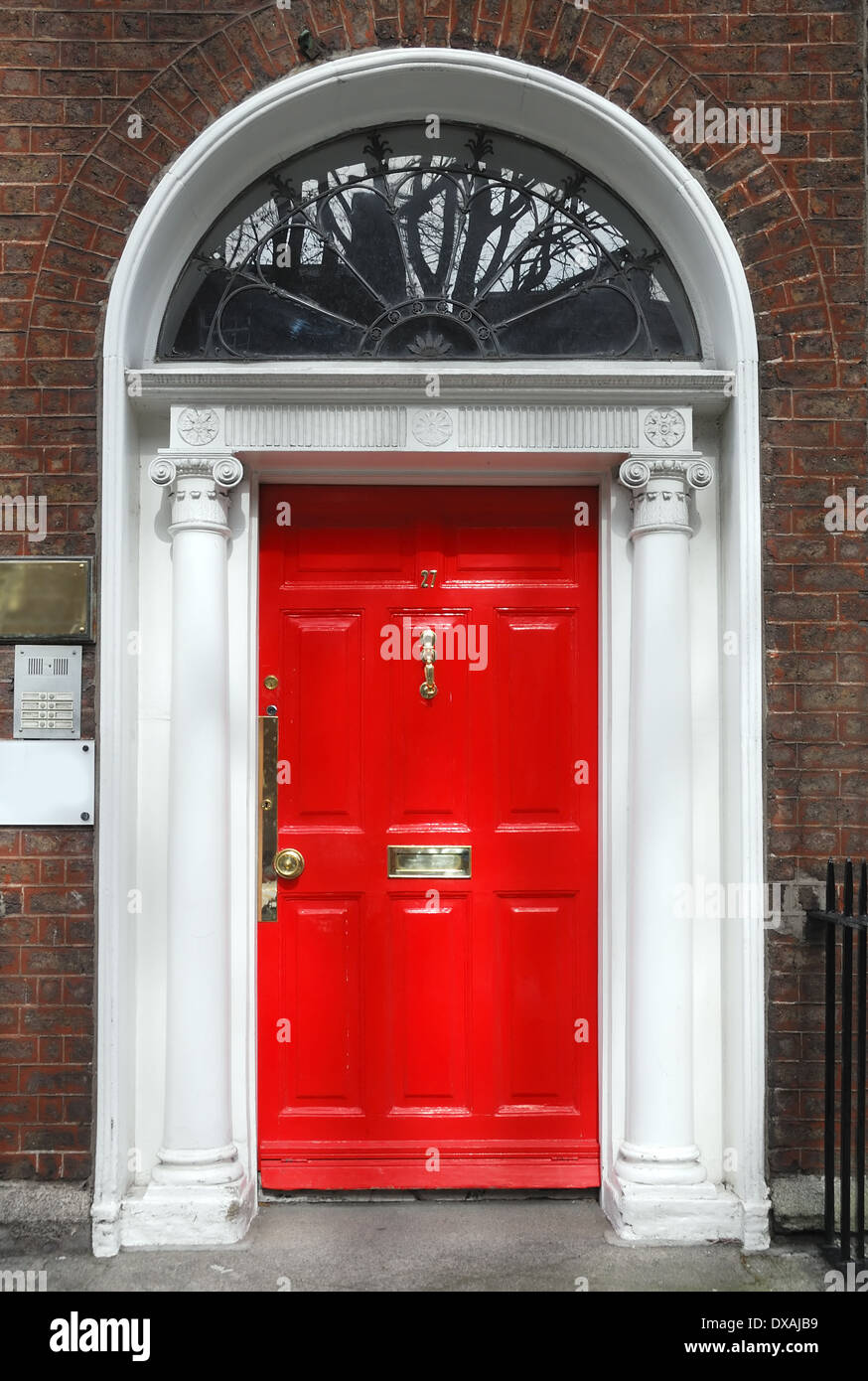 Red Front Door Stock Photos Red Front Door Stock Images Alamy