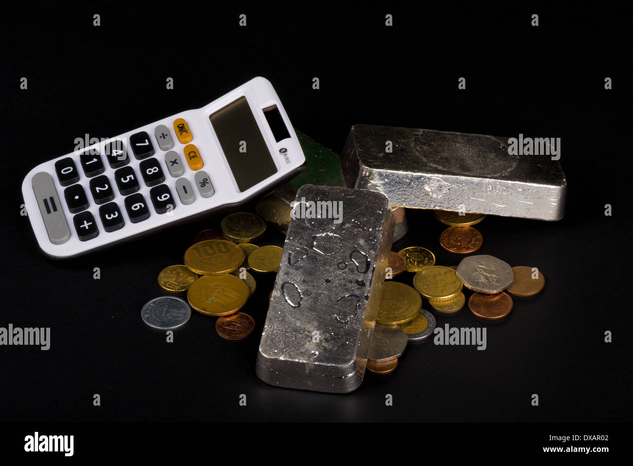 Pure raw silver ingot bars hi-res stock photography and images - Alamy