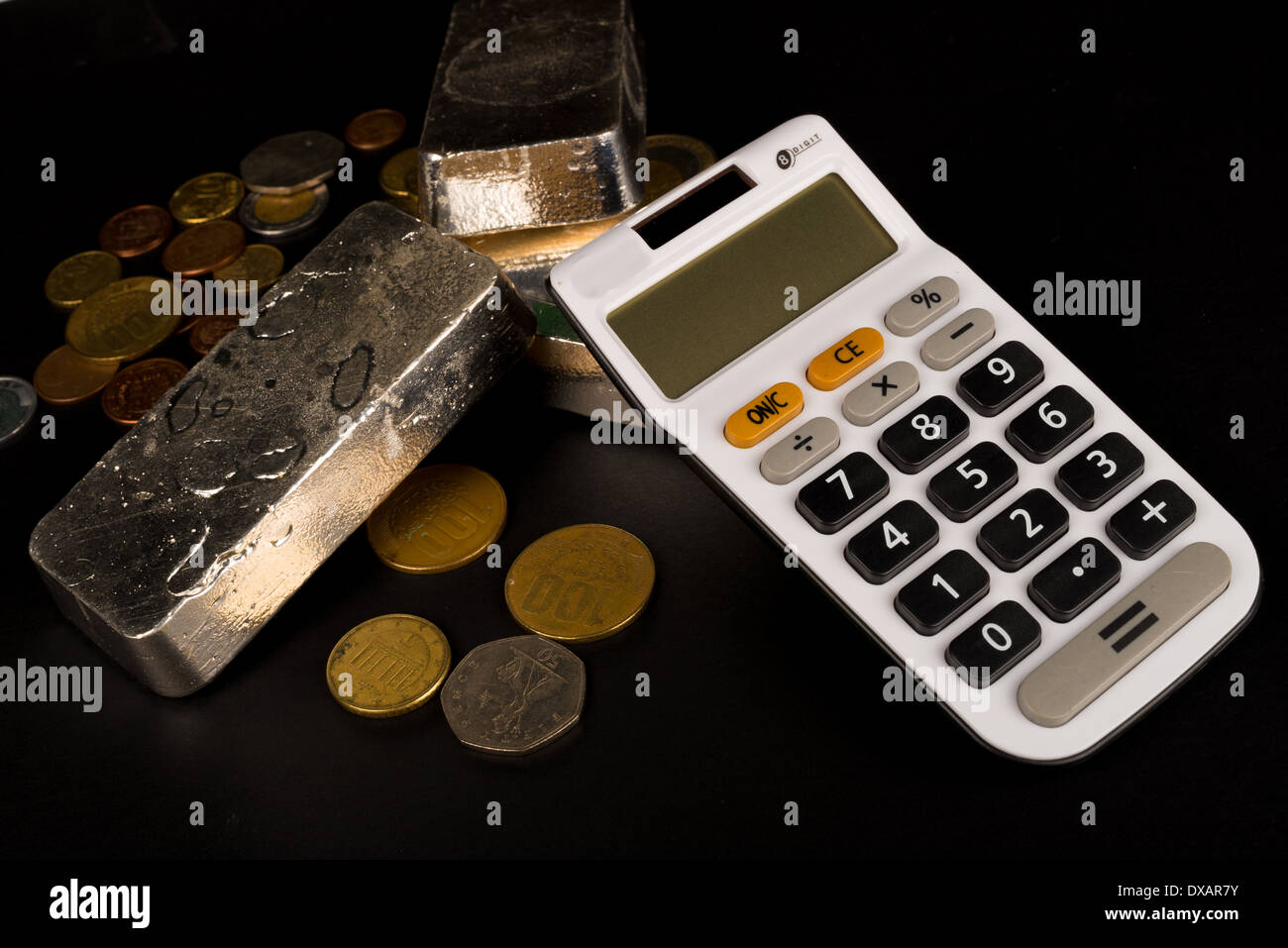 Pure raw silver ingot bars hi-res stock photography and images - Alamy