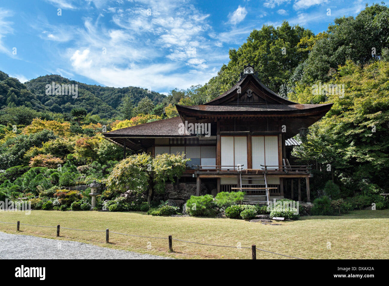 Japanese mountain homes hi-res stock photography and images - Alamy