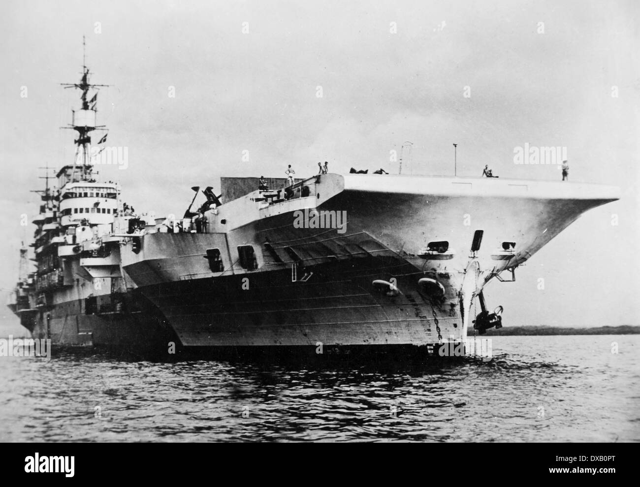 Royal navy aircraft carrier hms Black and White Stock Photos & Images ...