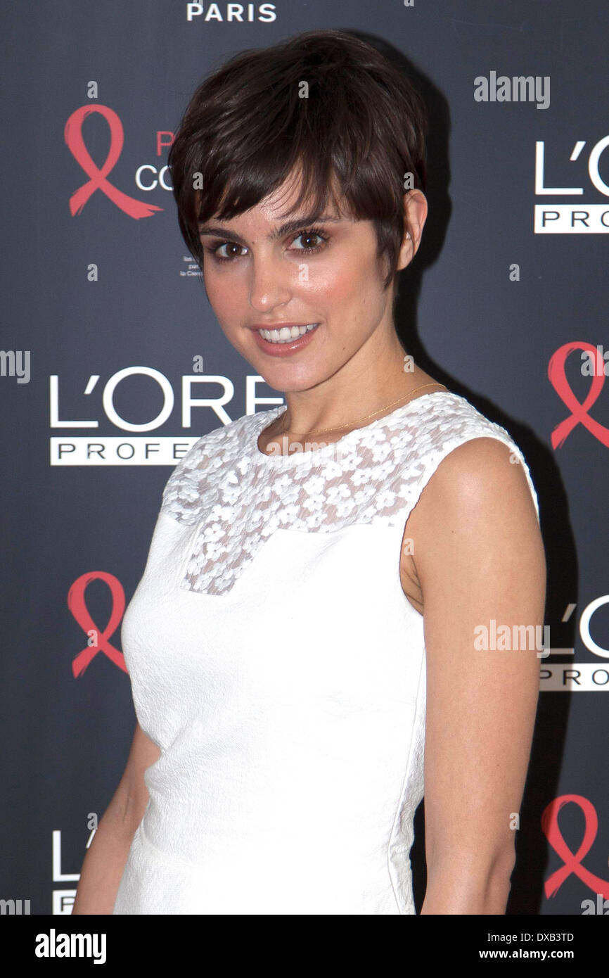 Spanish actress Veronica Echegui receives the L'Oreal Beauty award