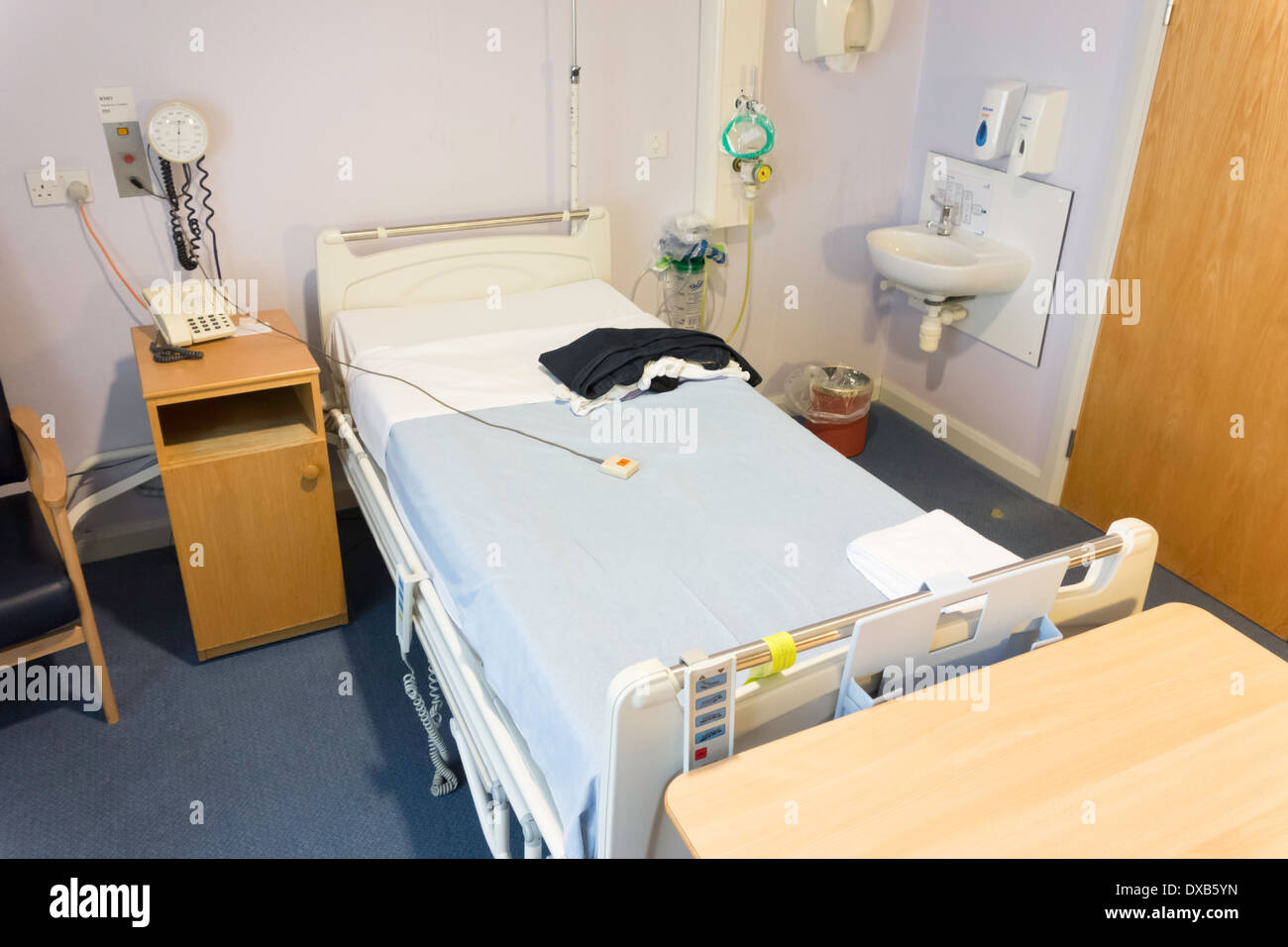 Modern health facilities hires stock photography and images Alamy