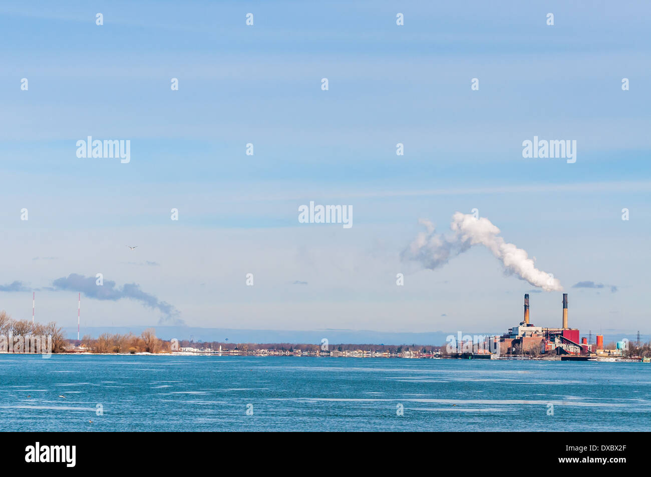 Huntley Generating Station is a 760 megawatt coal-fired steam electric generating facility located along the Niagara River. Stock Photo
