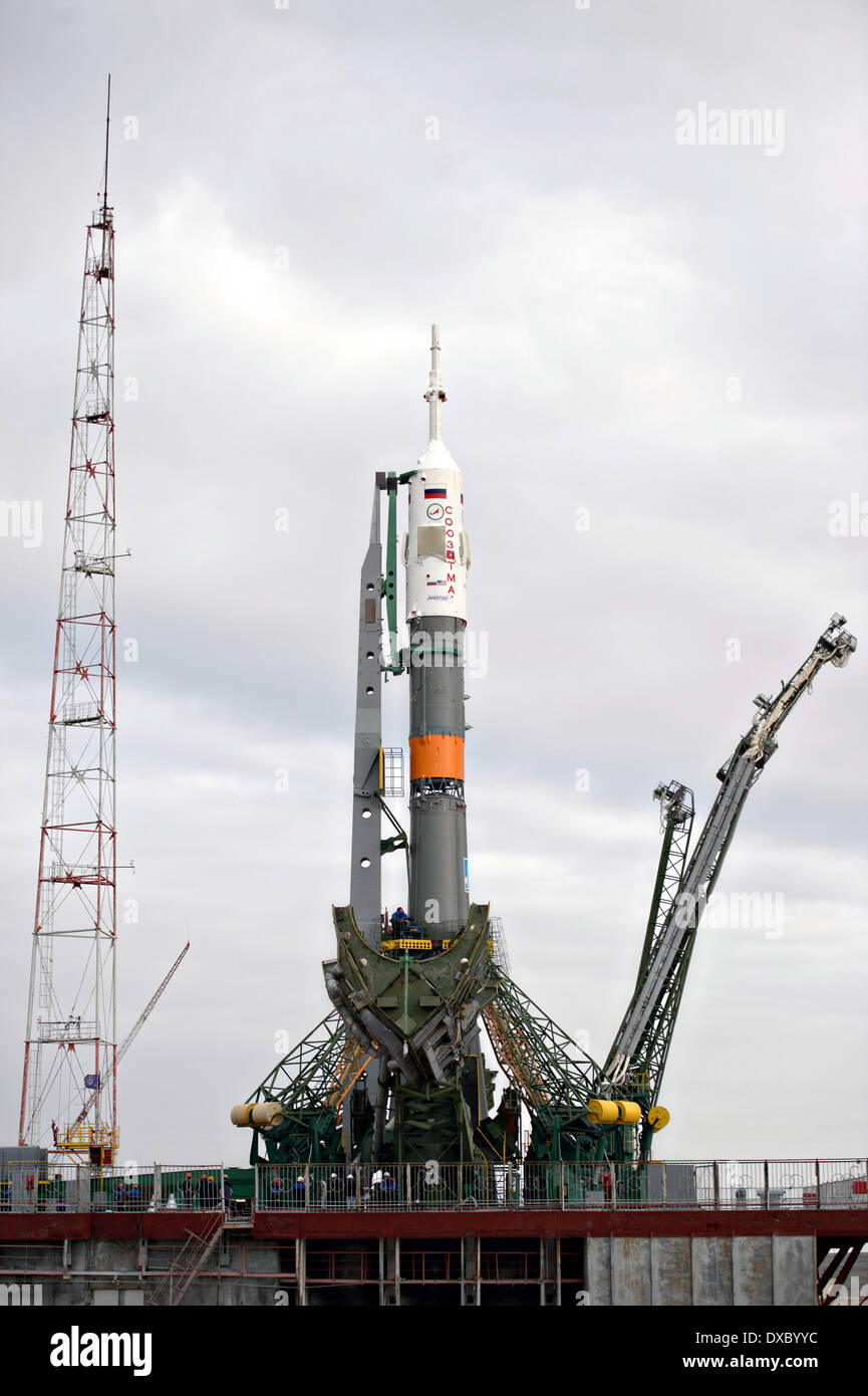 steel pamper expedition Rocket on launch pad hi-res stock photography and images - Page 8 - Alamy