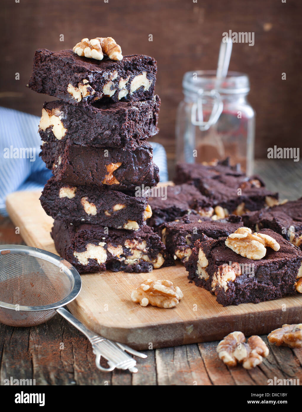 Chocolate Walnut Brownies Stock Photo - Alamy Chocolate Walnut Brownies Stock Photo - Alamy