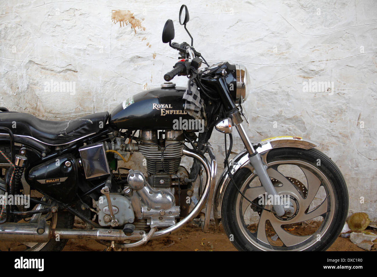 'Royal Enfield' motorbike. Pushkar, Rajasthan, India. Stock Photo