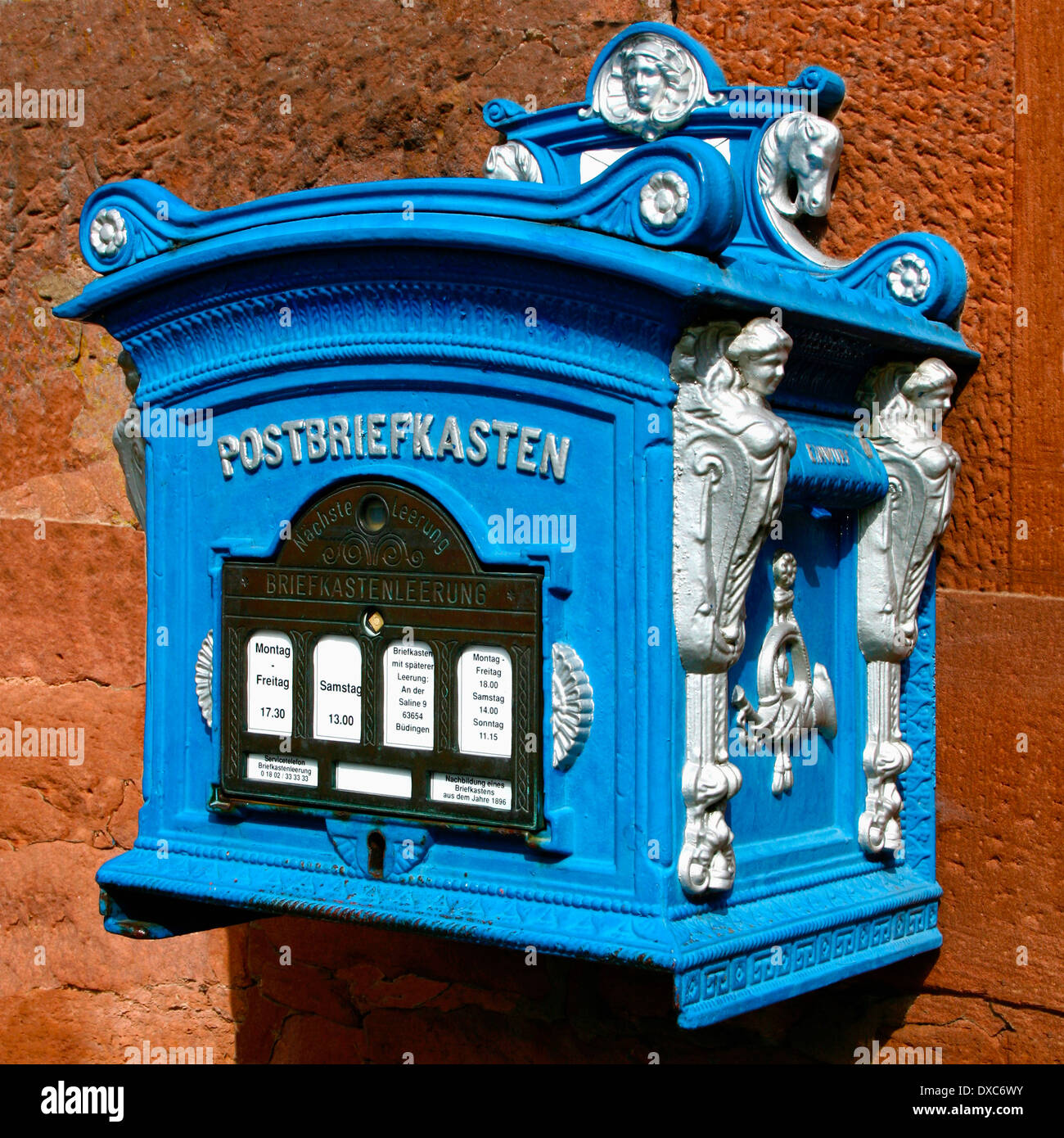 Historical mailbox hi-res stock photography and images - Alamy