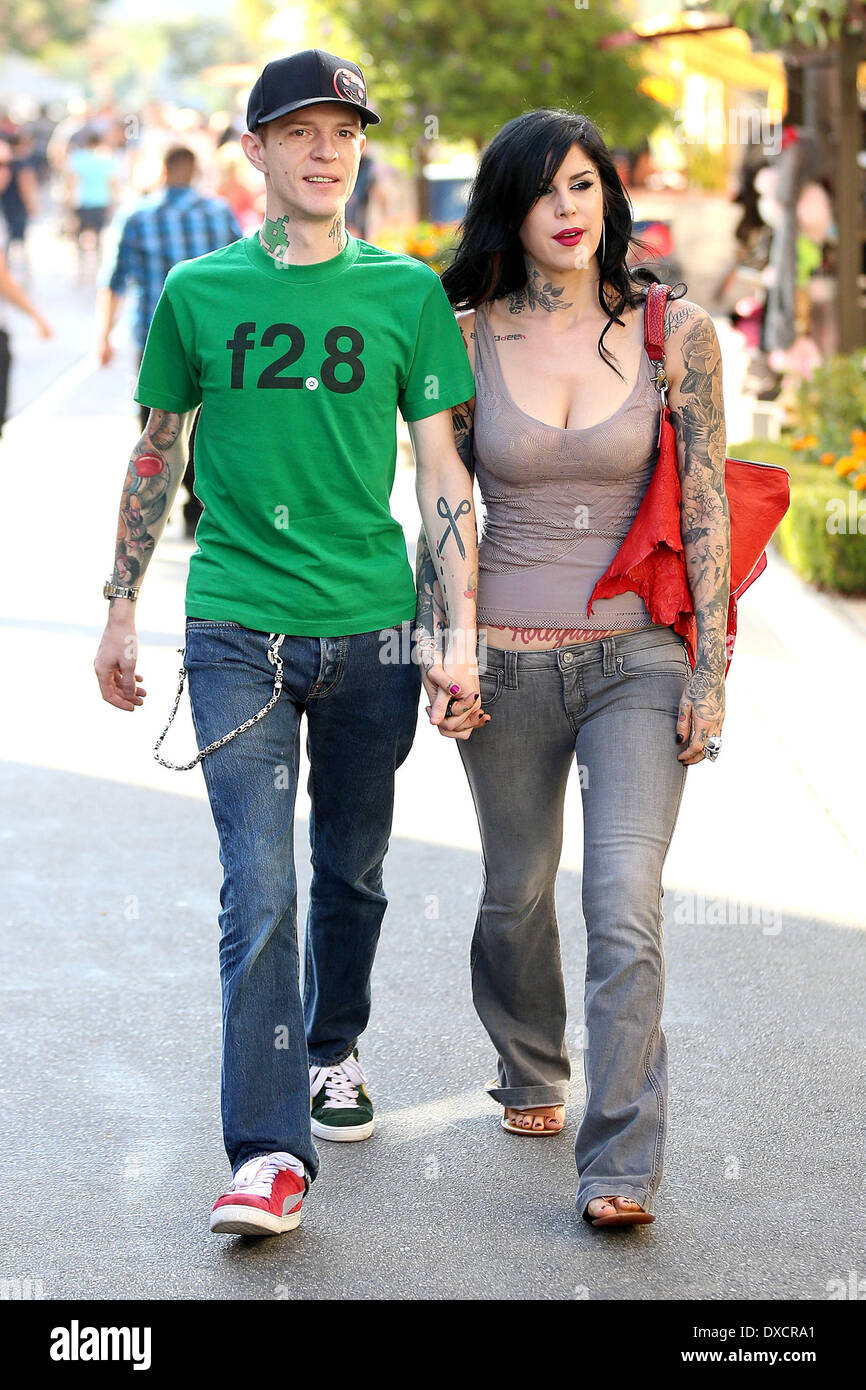 deadmau5 aka Joel Thomas Zimmerman and Kat Von D Kat Von D holding hands  with her boyfriend while shopping at The Grove Los Angeles, California -  07.10.12 Featuring: deadmau5 aka Joel Thomas