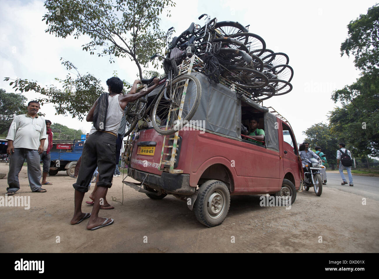 India tempo hi-res stock photography and images - Alamy
