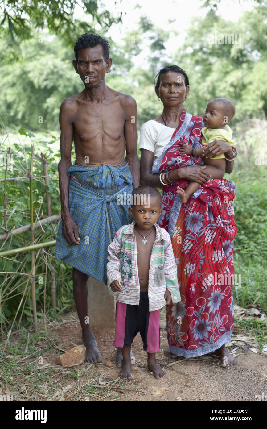 Tribal family. Santhal tribe. Jarkatand village, Bokaro district, Jharkhand Stock Photo