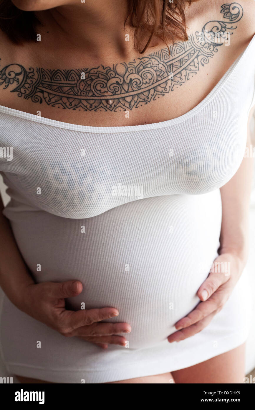 Buy Belly Milestone Tattoos Pregnancy Announcement, Pregnancy Milestones,  Baby Bump, Pregnancy Journal, Temporary Tattoo Online in India - Etsy