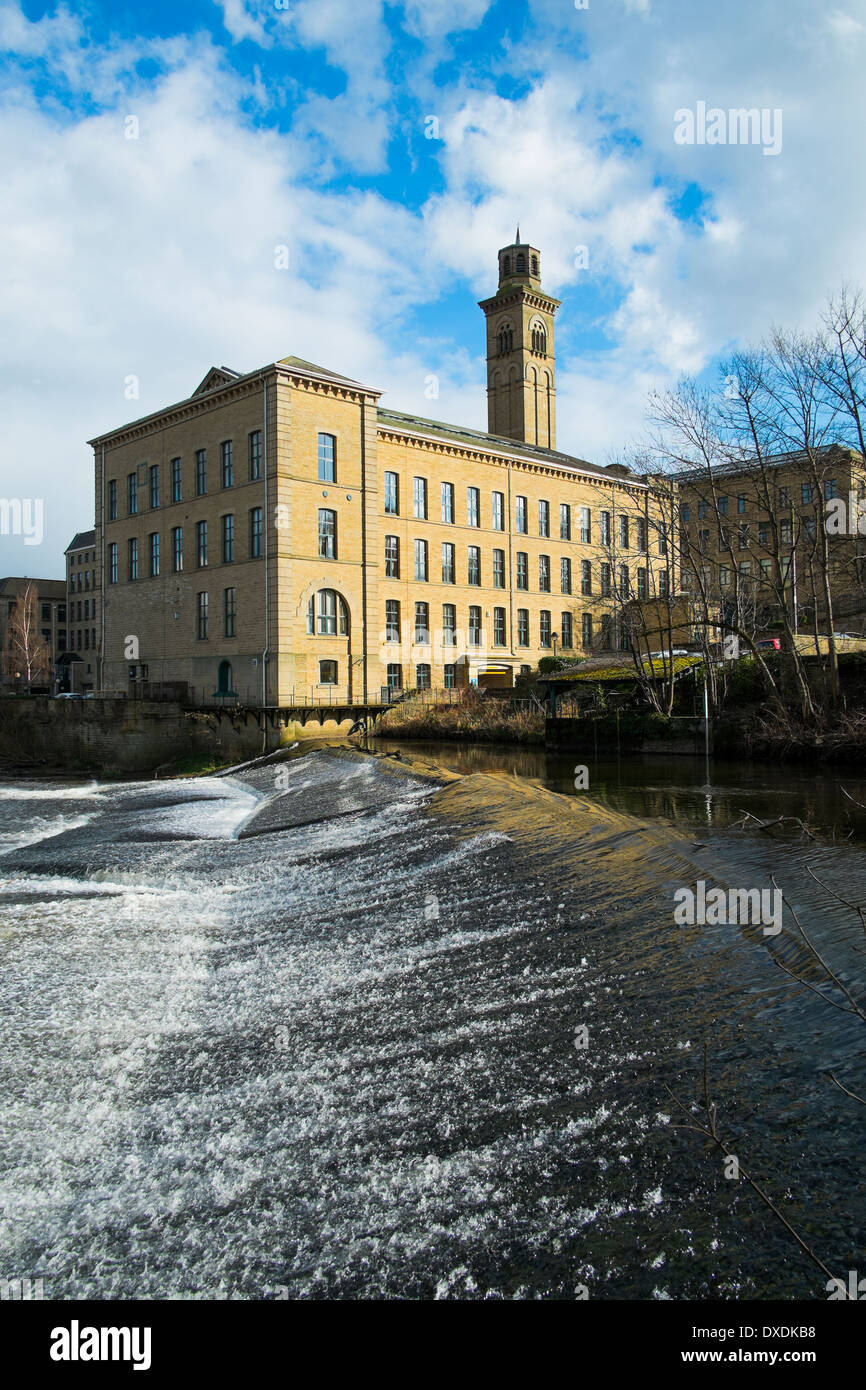 Salts Mill and the river Aire, Saltaire, Bradford, Yorkshire, England