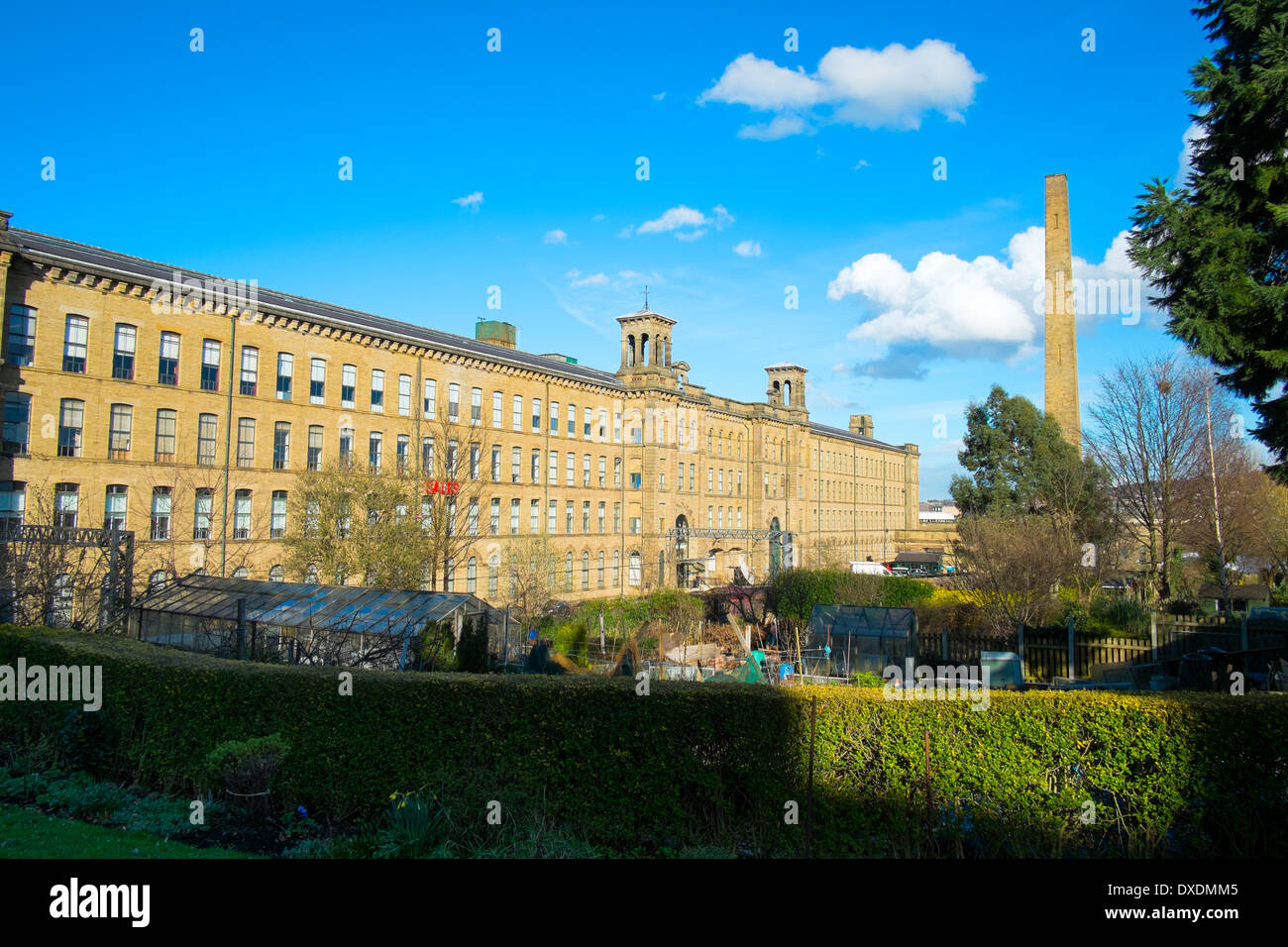 Salts Mill, Saltaire, Bradford, Yorkshire, England Stock Photo Alamy