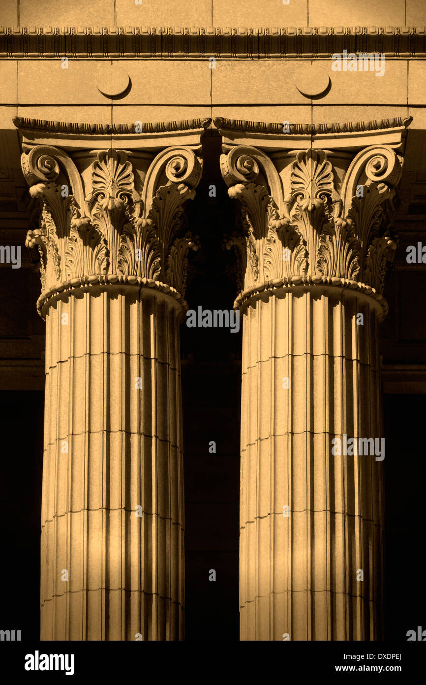 Two Corinthian Pillars, Chamber of Comerce, San Francisco, California, USA Stock Photo
